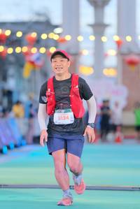 BIB: 5124
                            <button type="button" onclick="openModal(21767095)" class="btn btn-primary btn-sm float-right btn-popup" data-toggle="modal" data-target=".modal-high-quality">
                        <i class="fas fa-shopping-cart"></i> Add to Cart
                    </button>
                                            <button type="button" onclick="isThisMe(21767095, true)" class="btn btn-success btn-sm float-right btn-popup btn-isme hidden" data-toggle="tooltip" data-placement="bottom" title="นี่คือรูปของคุณใช่ไหม คลิกที่นี่เพื่อเอาเข้าอัลบั้ม">
                        <i class="fas fa-plus"></i> Add to album
                    </button>
                    <button type="button" onclick="isThisMe(21767095, false)" class="btn btn-warning btn-sm float-right btn-popup btn-isnotme hidden">
                        <i class="fas fa-ban"></i> Remove from album
                    </button>